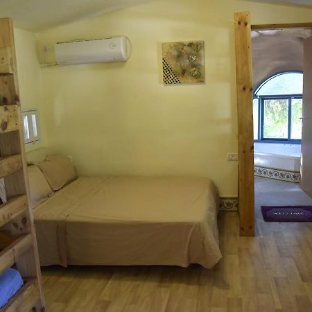 Dutch Farm Israel Bed and Breakfast Sede Zevi Εξωτερικό φωτογραφία