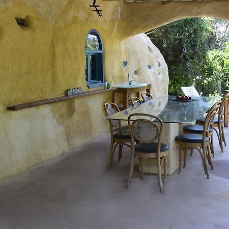 Dutch Farm Israel Bed and Breakfast Sede Zevi Εξωτερικό φωτογραφία