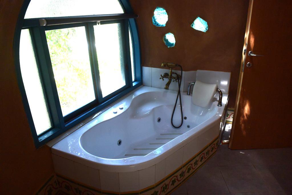 Dutch Farm Israel Bed and Breakfast Sede Zevi Εξωτερικό φωτογραφία